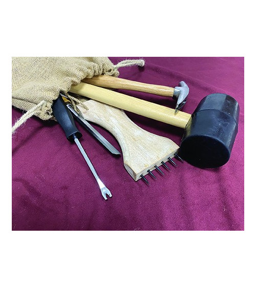 Kit d'outils tapissier pour la réfection de sièges