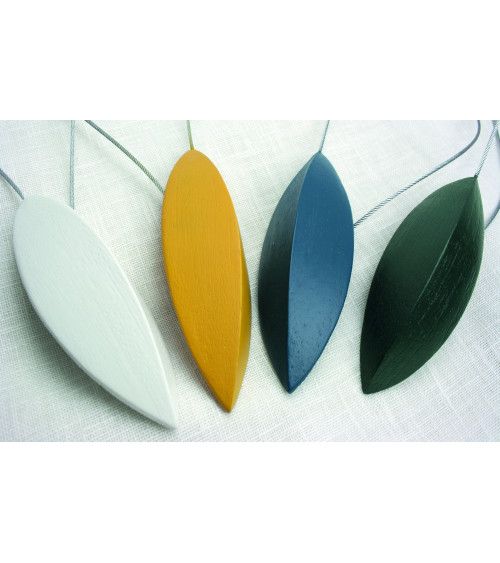 Superbe embrasse aimanté avec un design très novateur, idéal pour les décorations colorés, pas cher Superbe embrasse aimanté avec un design très novateur, idéal pour les décorations colorés, pas cher