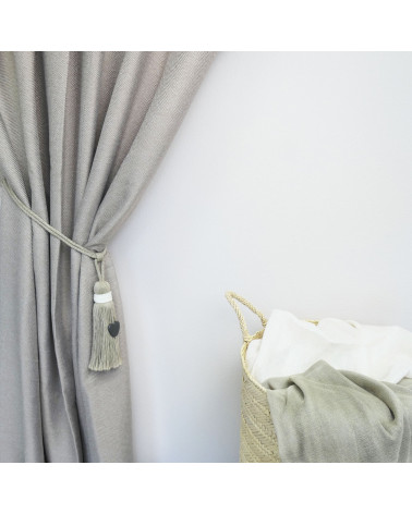 Embrasse à Rideau Avoriaz - Pompon et Cœur Ardoise - Ambiance Montagne