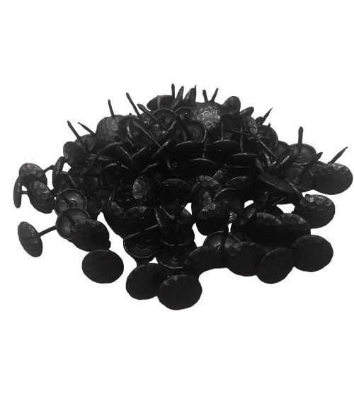 fabrication meubles, clous, pas cher, réfection fauteuil, clou décoratif avec une tête martelée, bricolage, DIY fabrication meubles, clous, pas cher, réfection fauteuil, clou décoratif avec une tête martelée, bricolage, DIY